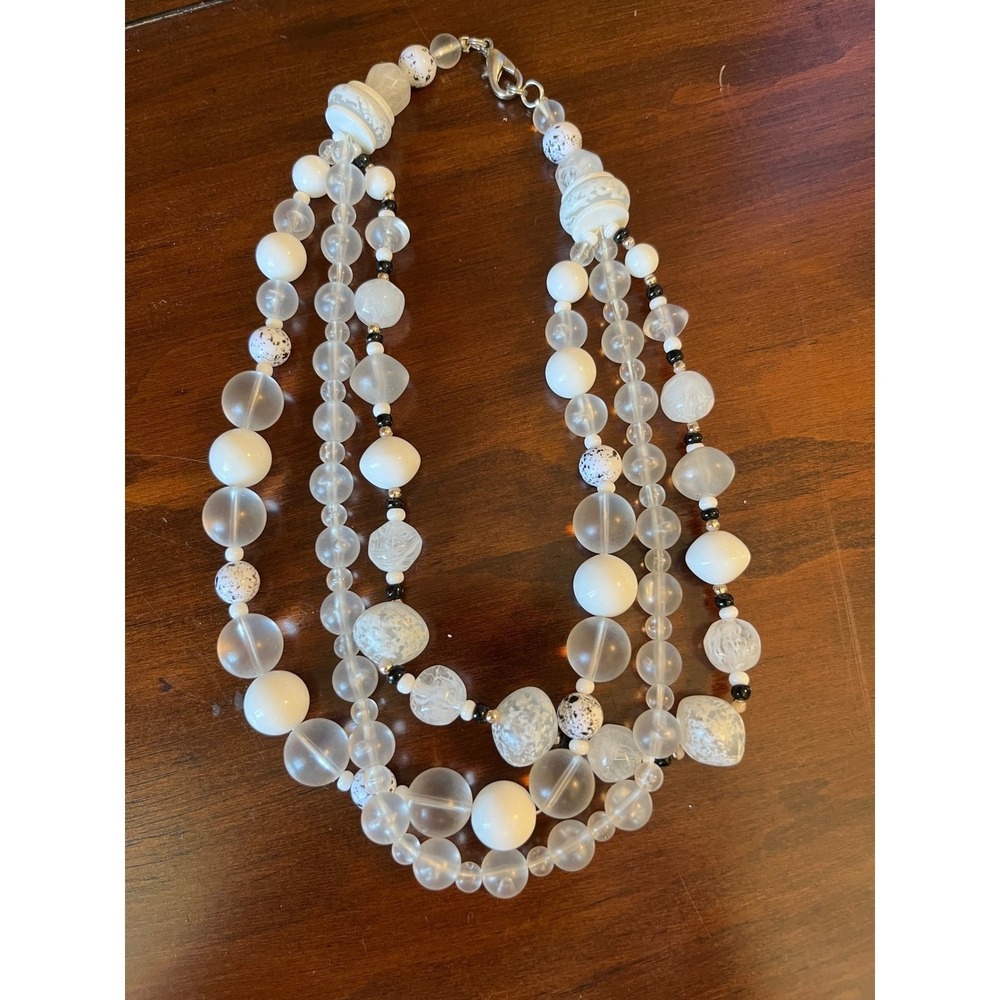 White Clear Speckled Acrylic Bead Triple Strand Statement Necklace Layered 17in - Picture 2 of 9